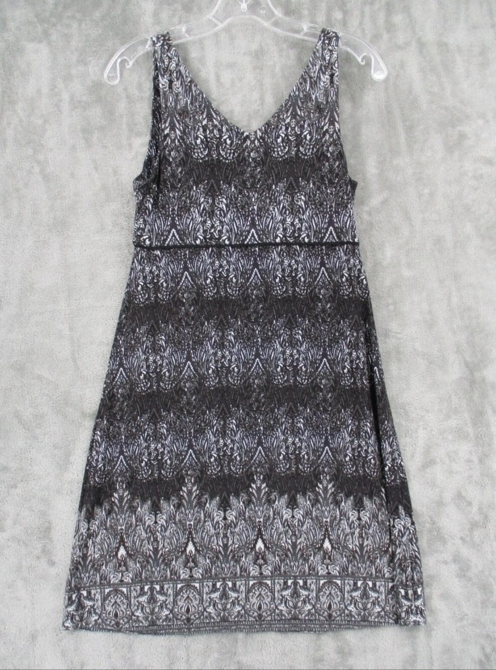 Athleta Santorini V-neck Dress Stretch Model Size L